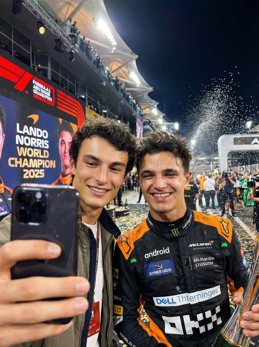 Ultra-realistic selfie with F1 champion Lando Norris — example 1