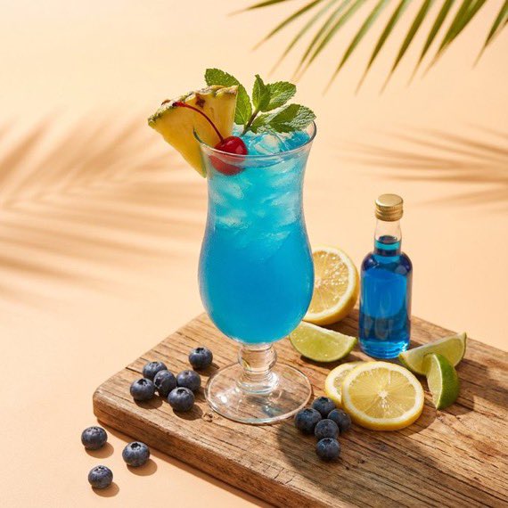 High-end cocktail photography prompt for Nano Banana Pro — example 3
