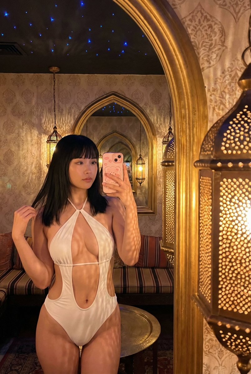 Mirror Selfie in Ornate Lounge — example 1