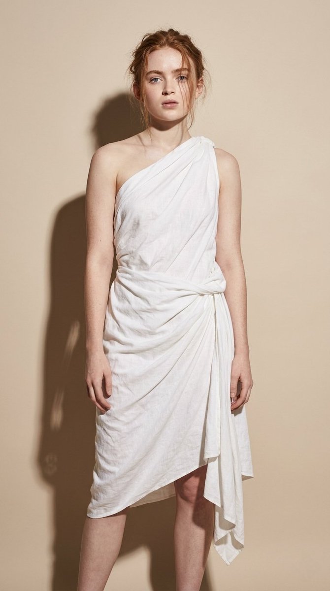 Minimal High-Contrast Studio Fashion Editorial — example 2