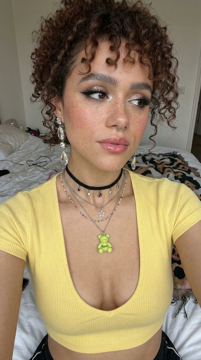 Photorealistic Influencer Close-up Selfie — example 3