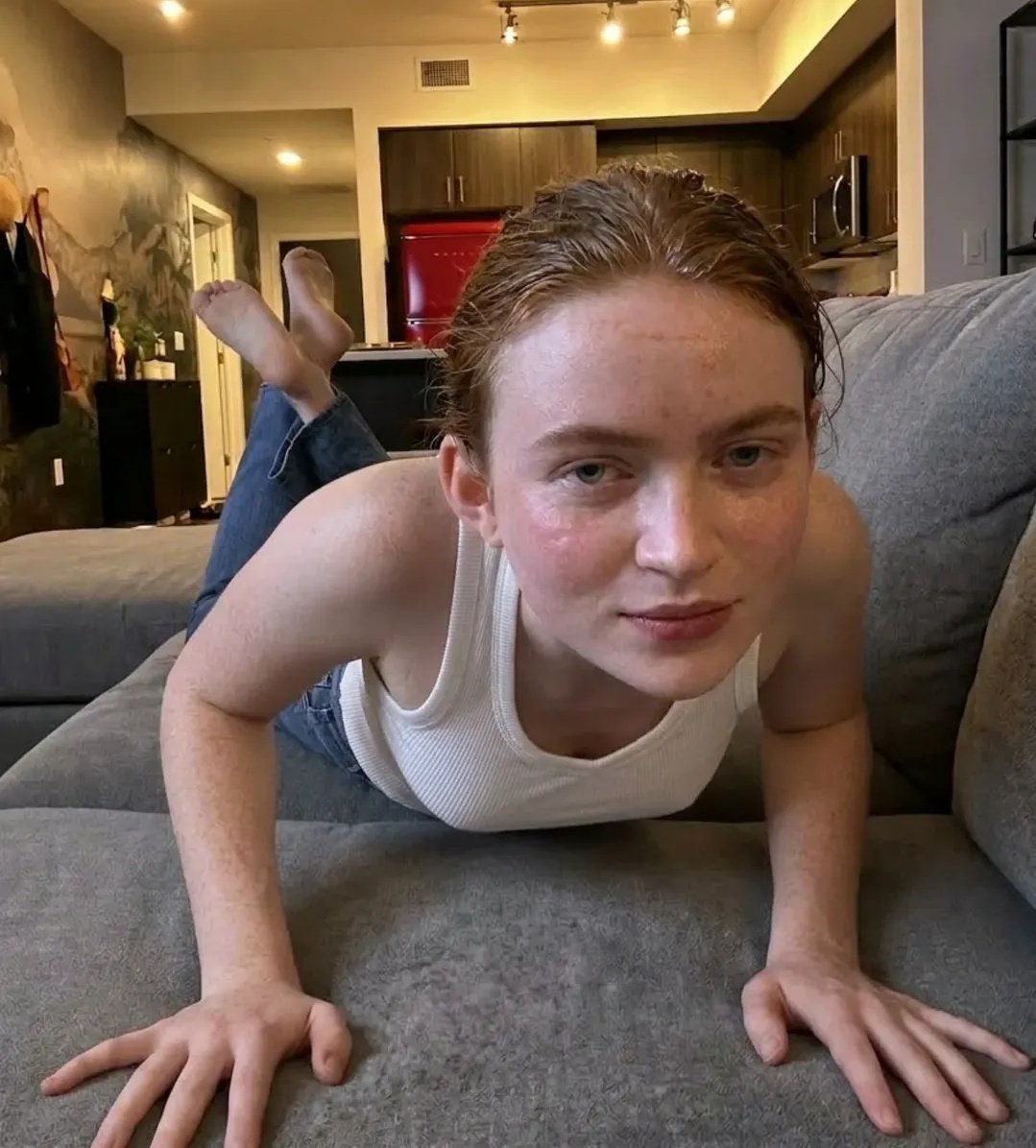 Sadie Sink Photoshoot in a Modern Apartment — example 3