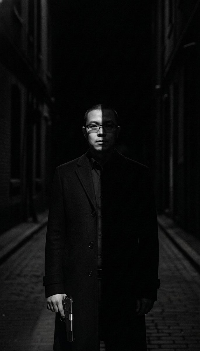 Film Noir Cleaner Portrait Prompt for Nano Banana Pro — example 1