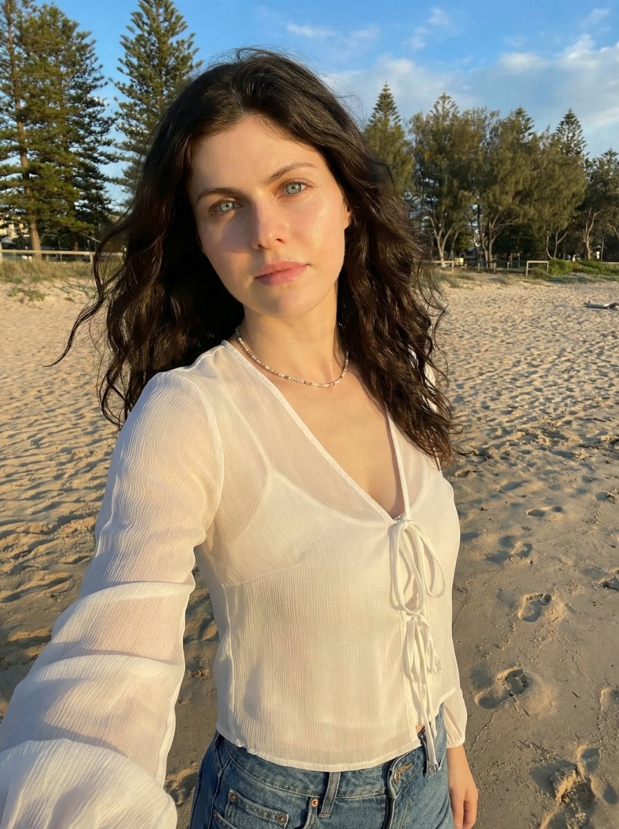 Golden Hour Beach Selfie Prompt — example 3