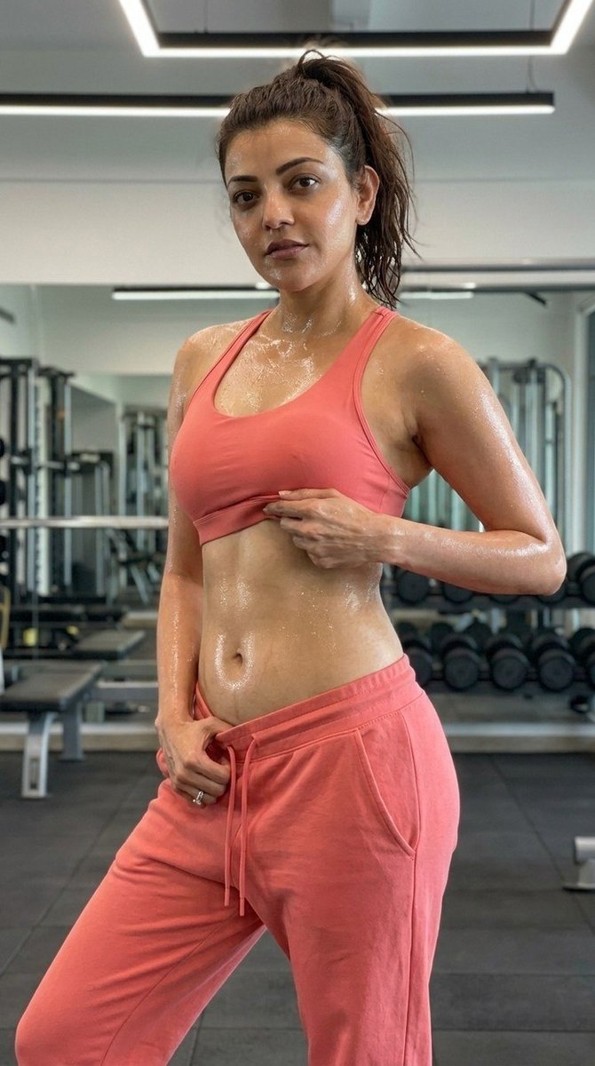 Photorealistic fitness mirror selfie — example 3