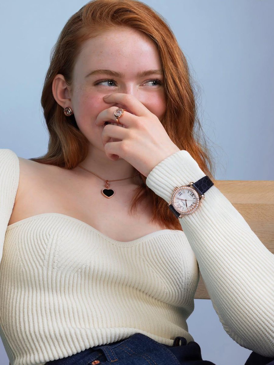 Minimalist Luxury Jewelry Editorial — example 4