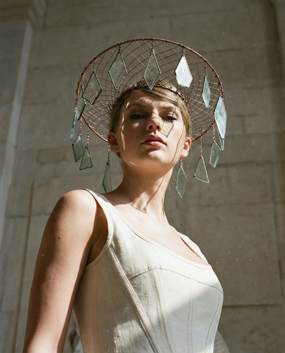 Sculptural Authority Fashion Portrait — example 1