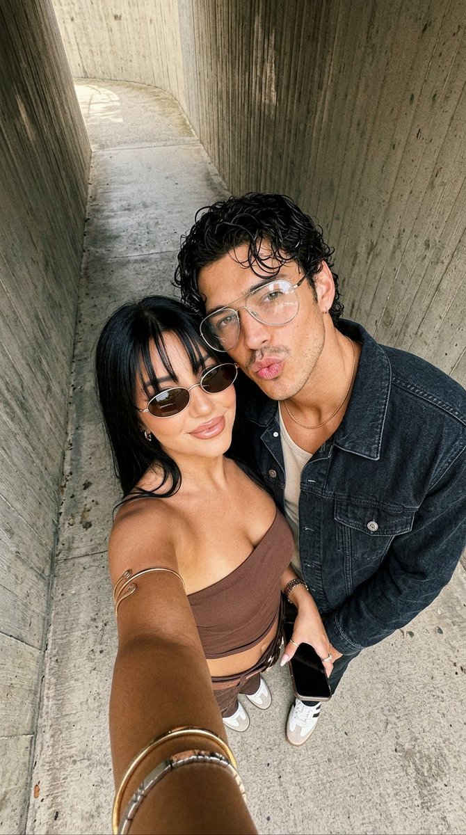 Urban Street Fashion Couple Selfie — example 1