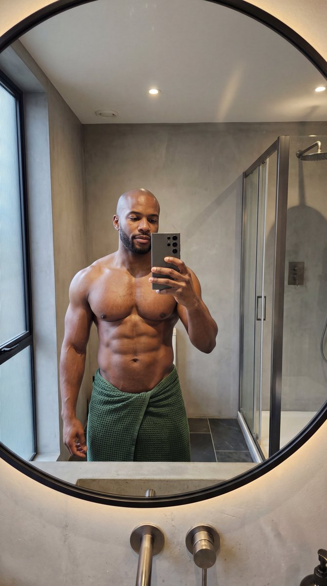 Photorealistic Anatomy-Locked Mirror Selfie Prompt — example 1