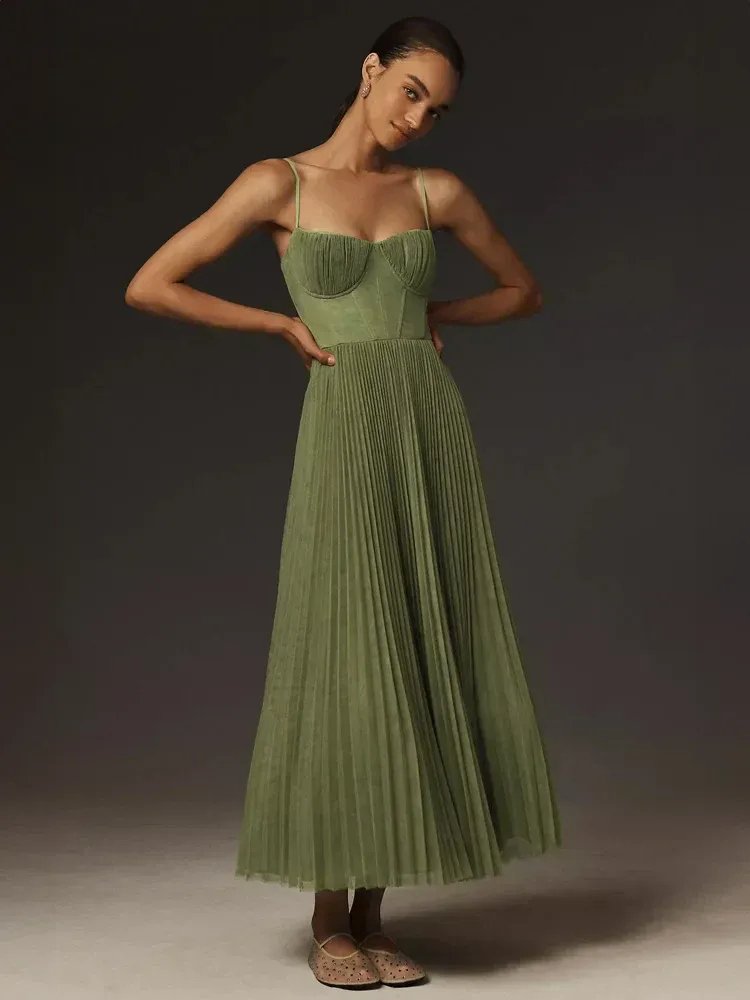 E-commerce Product Listing: Realistic UGC Dress Photo — example 1