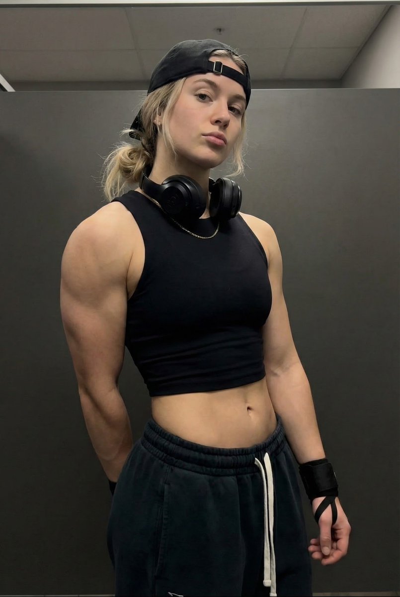 Athletic Woman in Gym Streetwear Portrait — example 1