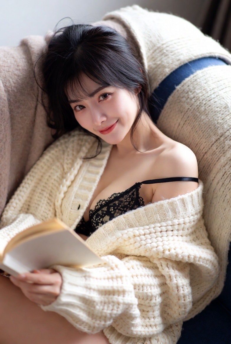 Cozy Knitwear and Lace Contrast Prompt — example 2