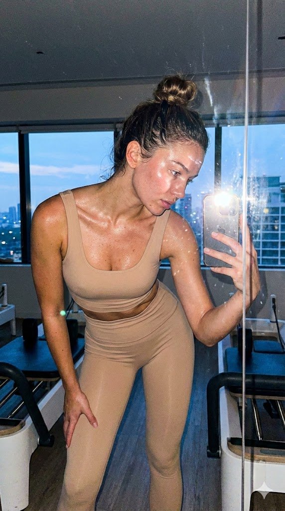 Pilates Selfie Prompt — example 1