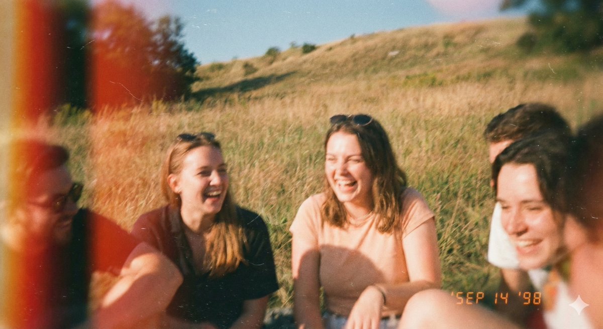 Vintage Analog Film Photography Aesthetic Prompt — example 3