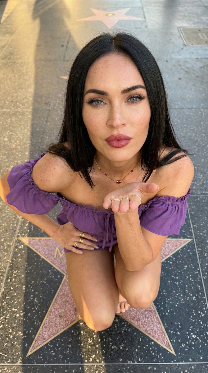 Ana de Armas Golden Hour Portrait on Walk of Fame — example 2