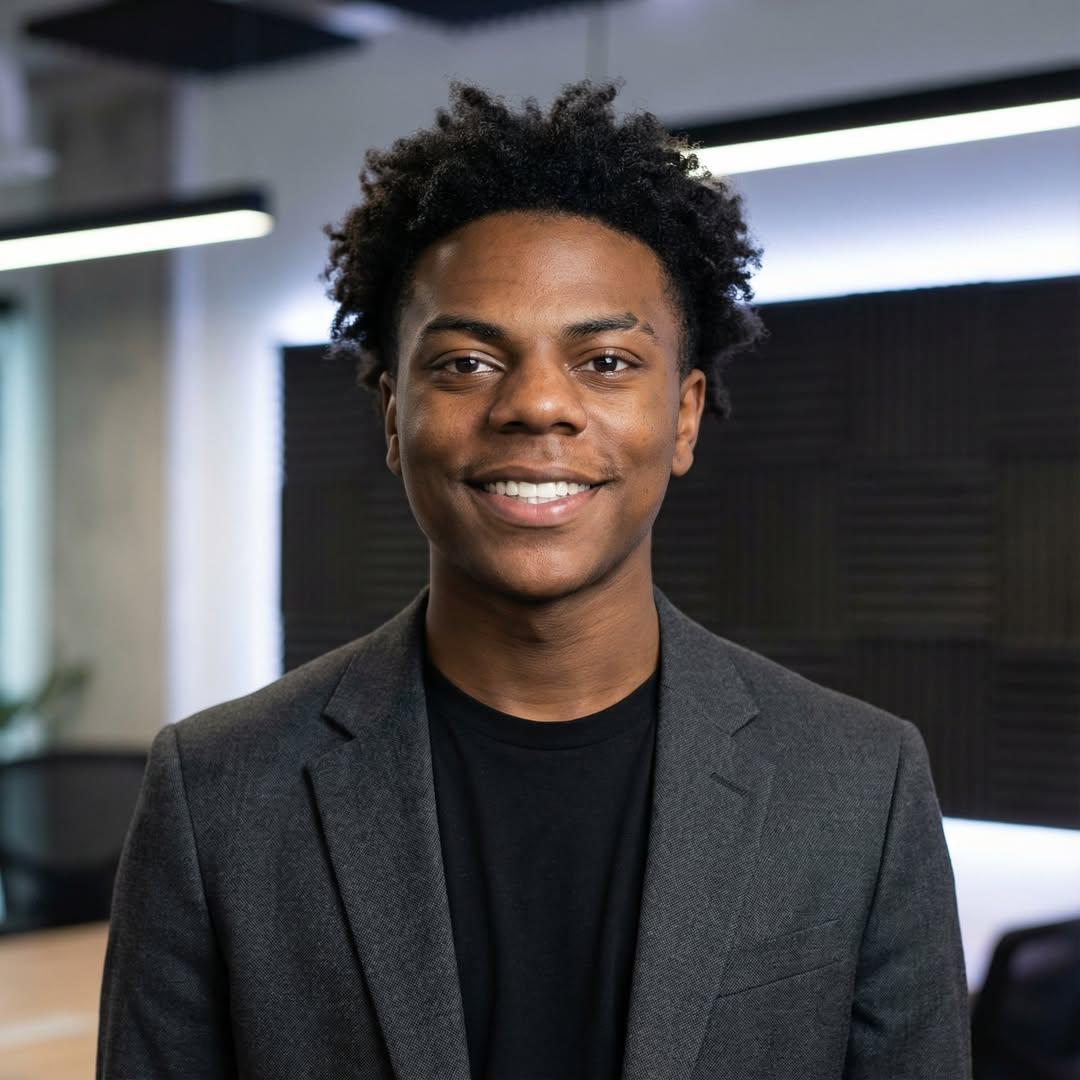 Ultra-Realistic Professional Headshot for Creator Economy — example 3