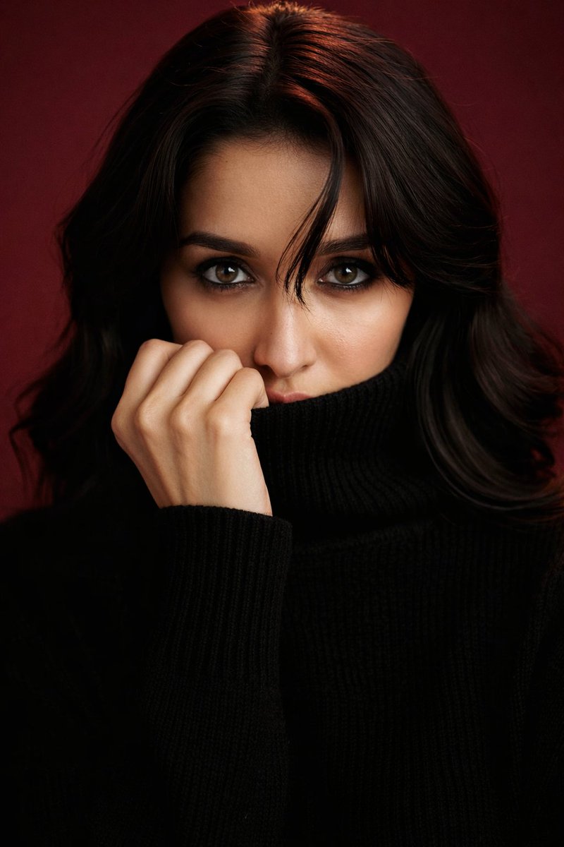 Shraddha Kapoor Black Turtleneck Studio Portrait Prompt — example 2