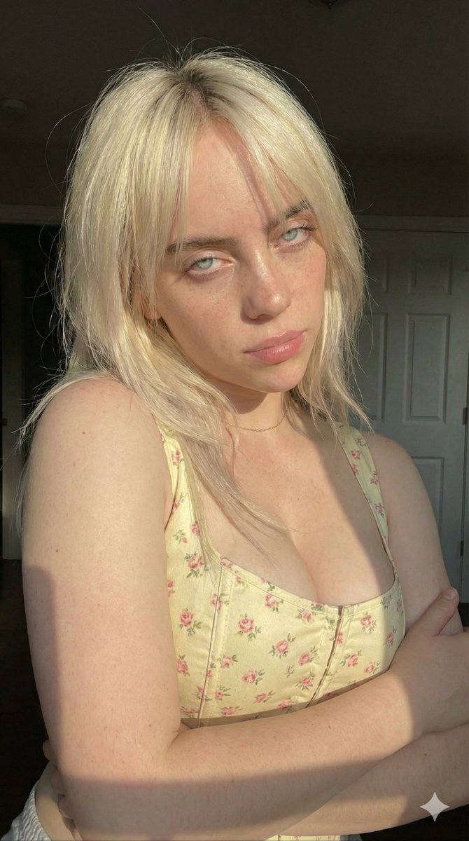 Golden Hour Freckled Portrait Prompt — example 1