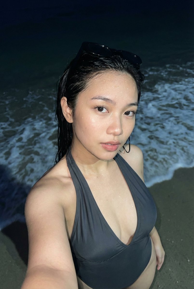 Realistic Smartphone Flash Selfie at Night Beach — example 1