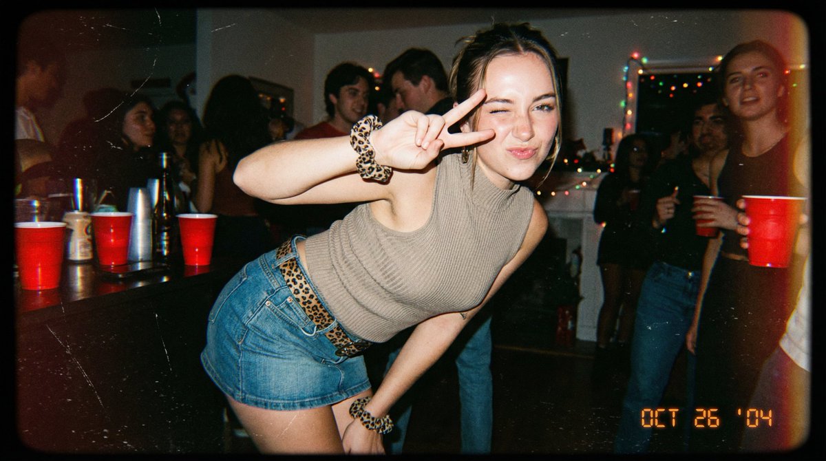 Vintage 2000s Disposable Camera Style Template — example 1