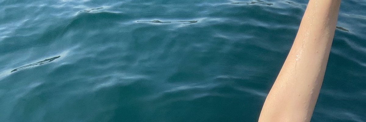 Close-Up Water Selfie of Billie Eilish — example 1
