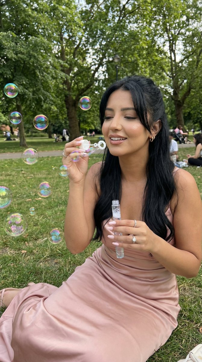 Photoreal Lifestyle Portrait in Bubble Park Prompt — example 2