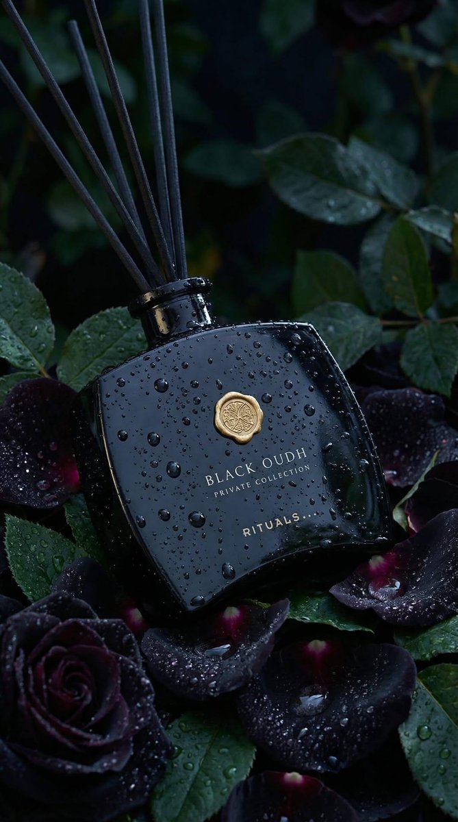 Luxury Product Photography: Black Oudh Diffuser