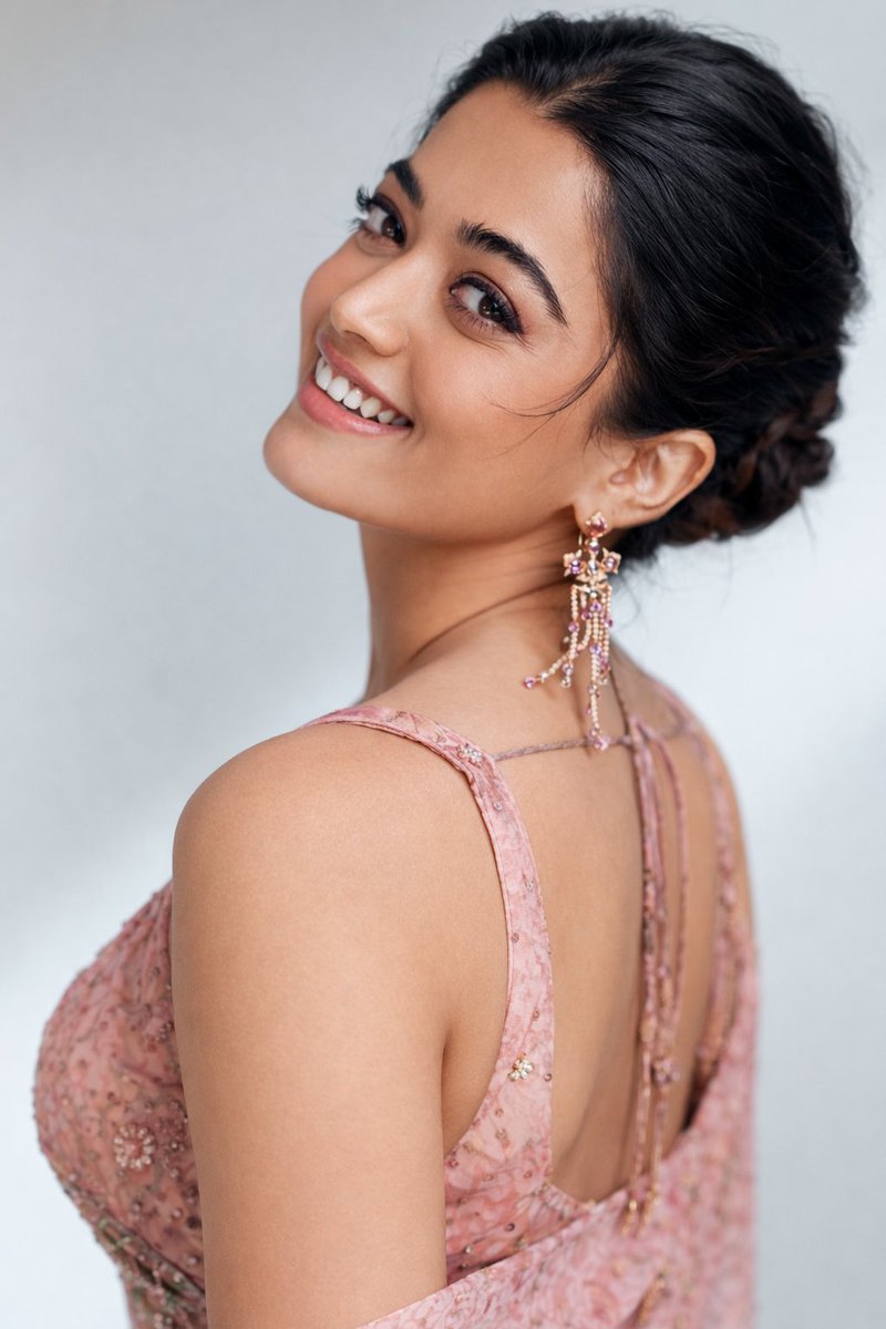 8K Studio Portrait of Rashmika Mandhana in Saree — example 1